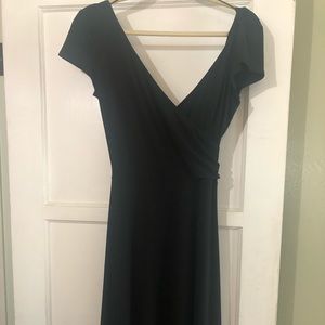 Adorable and flattering dress